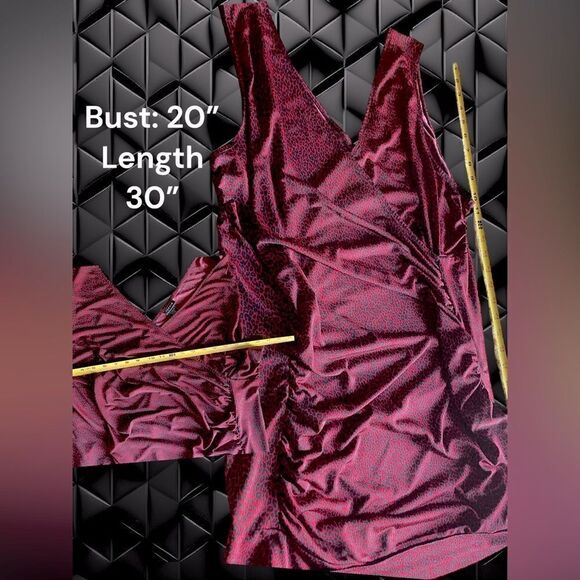 TORRID 4 l Red & Black l Animal Print l Cinched waist l Sleeveless l Blouse Top - Picture 3 of 8